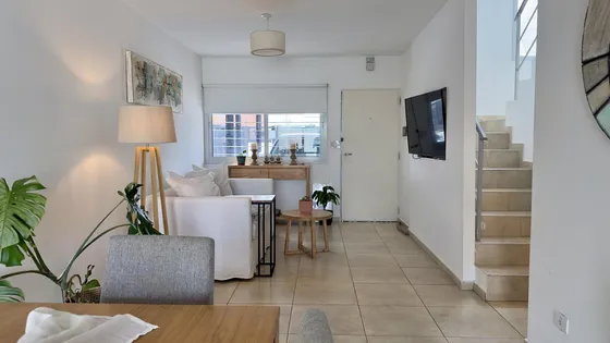 Venta De Duplex Nuevo Urca 2 Dormitorios  C/pileta Apto Crédito!!