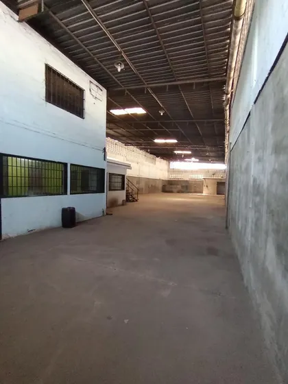 En Venta Galpón En La Vía Alterna, Sector Campo Claro - Barcelona - Anzoátegui
