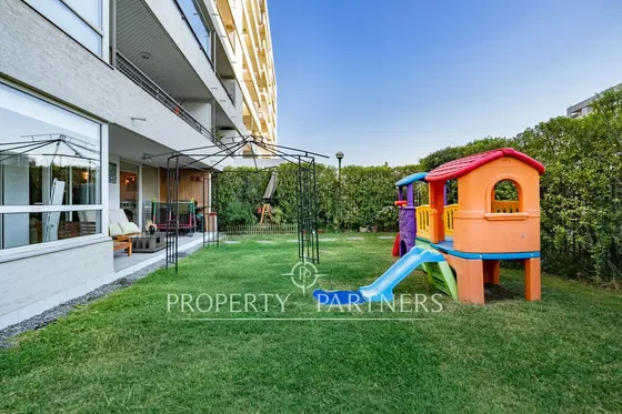 Venta Departamento 3 Dorm., Con Patio. Peñalolén