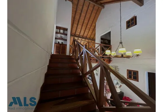 Hermosa Finca, Cercana Al Túnel De Oriente(mls#244534)