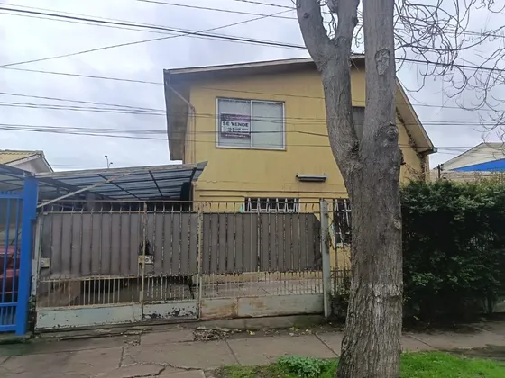 Venta De Casa 2 Pisos Chacao 1241 Estacion Central