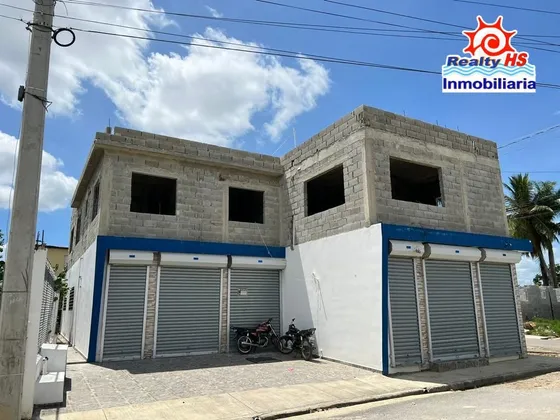 Edificio De Dos  Niveles De Venta En El Factor !  Centro  Ciudad, El Factor .