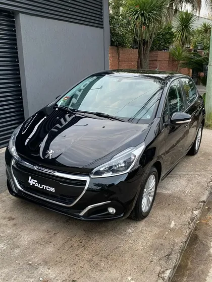 Peugeot 208 1.6 Allure Nav Tiptronic