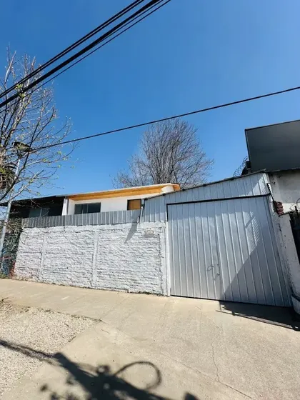 Arriendo Propiedad En Quinta Normal (ideal Local O Bodega)