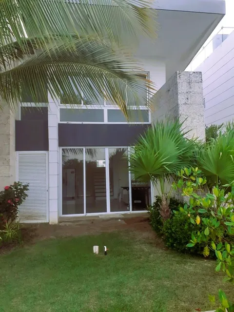 Townhouse En Puerto Morrocoy, Tucacas. Luisa Mezones Vende.