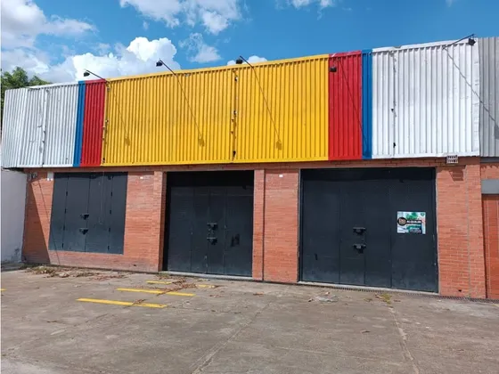 Galpon En Av Juncal / Alirio Ugarte Maturin Ve02-1120sc-myafar