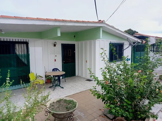 LG Bienes Raices Vende Casa En La Urb. Fundacion Mendoza, Maracay
