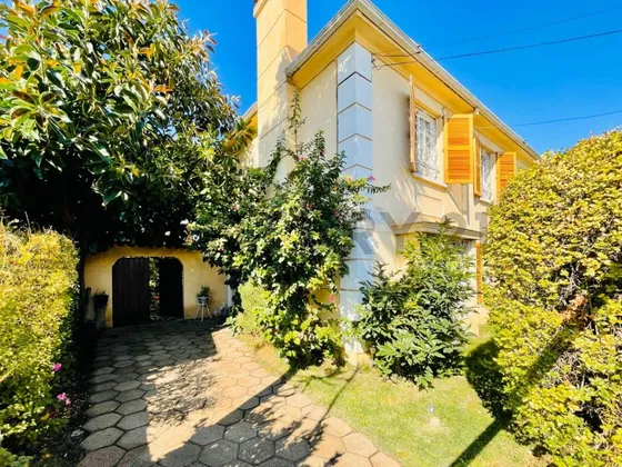 Casa En Venta Barrio Amapolas, Ñuñoa