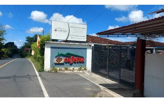 Rento Finca Hotel - Amoblado. Sector Montenegro A Cirsia