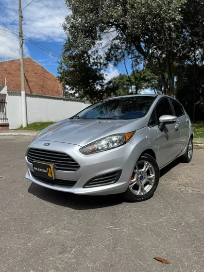 Ford Fiesta 1.6 Hatchback Se