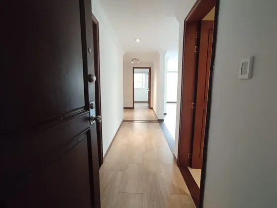 Apartamento En Venta En Santa Barbara Alta-usaquén. Cod V1845