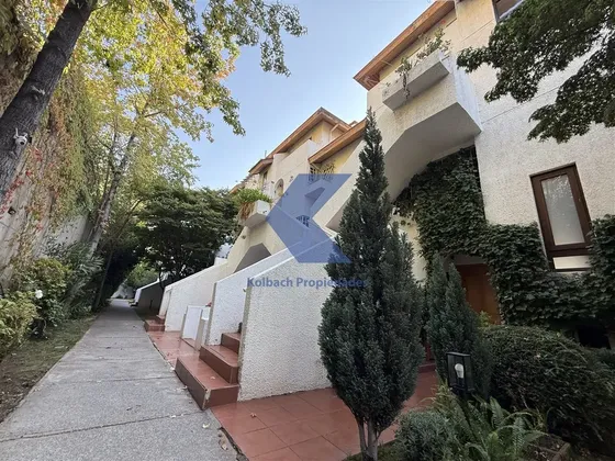 Departamento En Venta De 4 Dorm. En Peñalolén