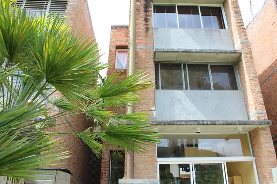 Th En Alquiler Urb Los Guayabitos Lp