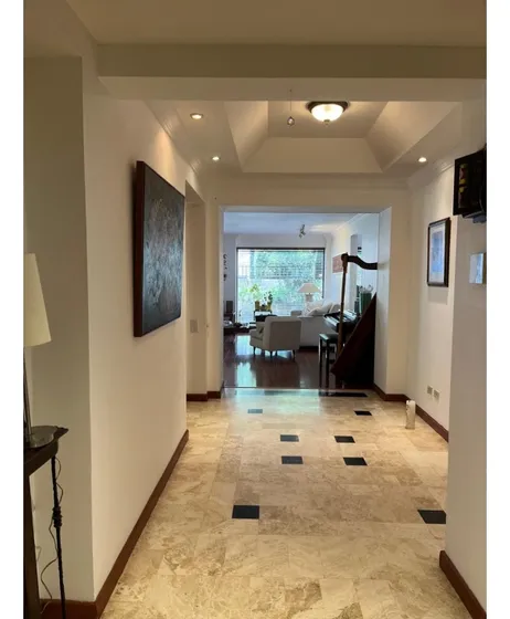 Se Vende Apto Con Terraza En Rosales -9-