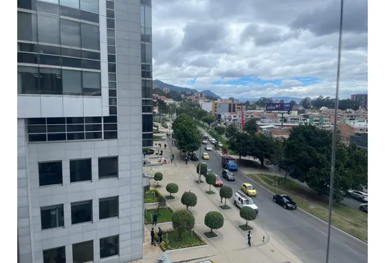 Arriendo Magnificas Oficinas Exts. En 4to Y 5to Piso North Point -2-