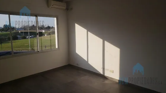 Oficina En Ituzaingo