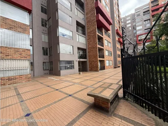 Apartamento En  Bogota Rah Co: 25-1642