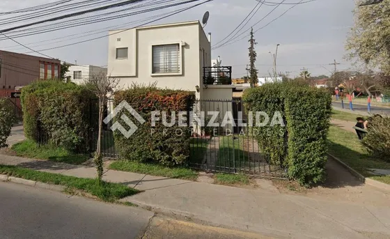 Casa En Venta Aislada 4d Y 3b En Maipú