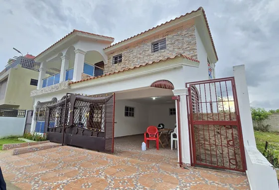 Casa En Venta Ciudad Modelo L, La Jacobo Majluta