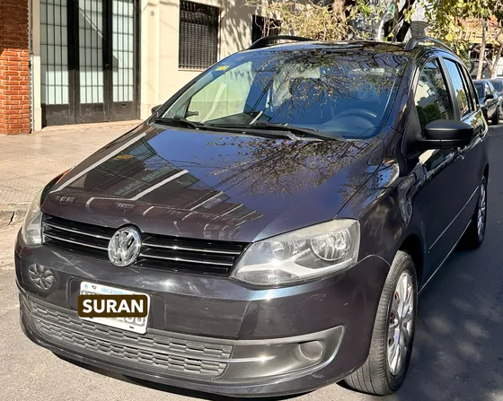 Volkswagen Suran 1.6 Comfortline 101cv