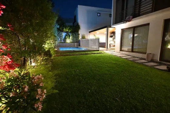 Espectacular Casa Mediterránea En Condominio De Las Pircas