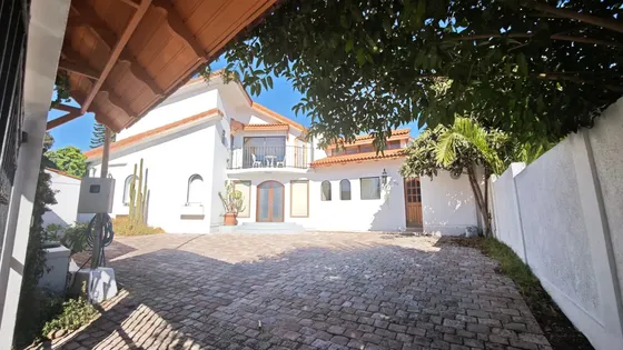 Broker Jardin 4d-4b-dependencias- Patio- Soleada