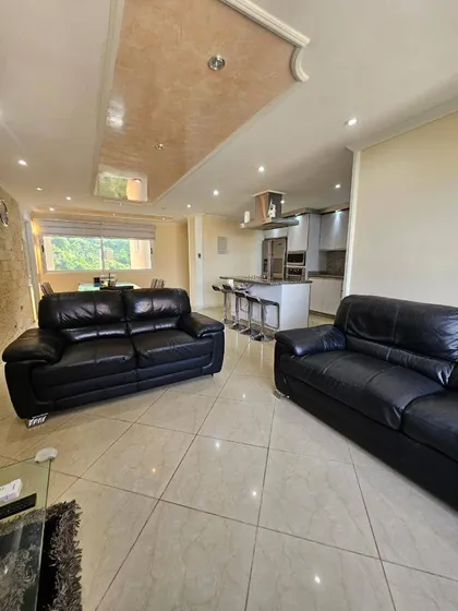 Venta De Apartamento En Cronus Country En El Parral
