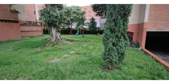 Venta De Apartamento Sector El Portal Envigado 150mts