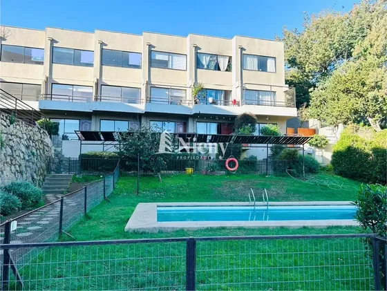 Venta Casa Tres Pisos Los Almendros Reñaca