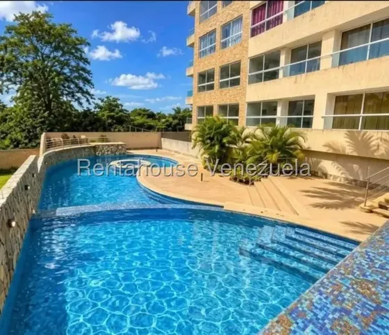 Apartamento Puerto Encantado (higuerote) 27-4256 R.e