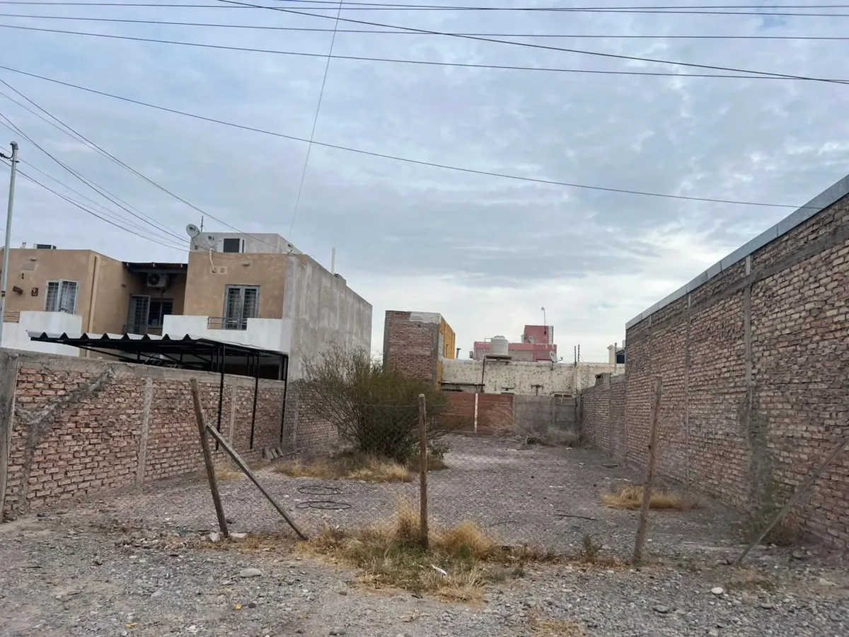 250 m² Lot in Olivares de Natania Neighborhood, Rivadavia