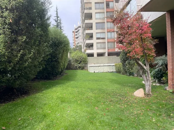 Departamento En Arriendo De 5 Dorm. En Lo Barnechea