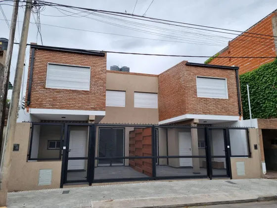 Casa - Barrio Industrial