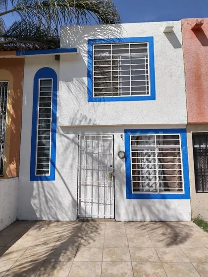 Casa En Venta, En Fracc. Sendero Real, Tlajomulco De Zuñiga, Jal.