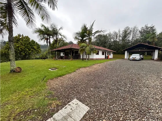 Casa Independiente En Venta Cerca Al Aeropuerto Jmc Rionegro