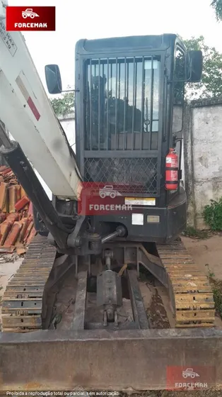 Mini-escavadeira Bobcat E42 Ref.231086