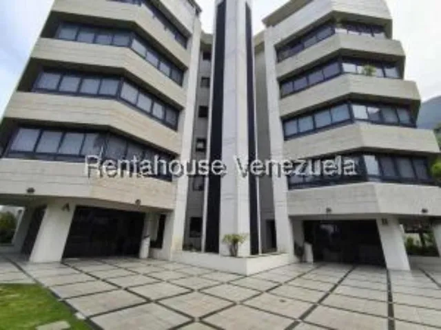  #25-24396  Lujoso Apartamento En Altamira 