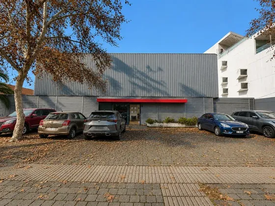 Local Comercial En Arriendo En Vitacura