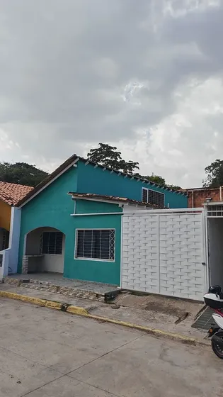 Casa En Venta Res Valle Arriba San Diego Jc-lp