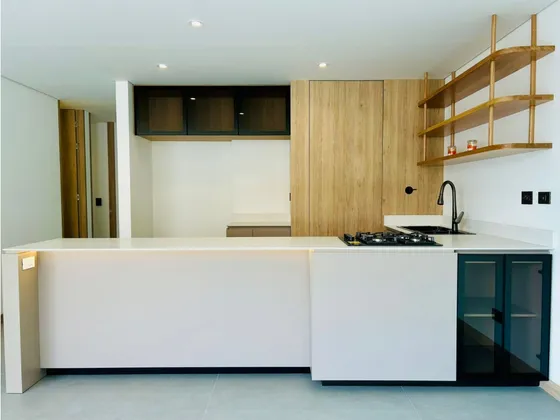 Venta De Apartamento (en Construcción) En Laureles La Castellana