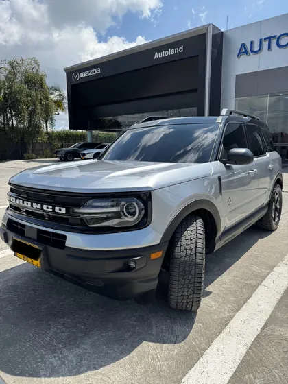 Ford Bronco Black Diamond 4x4