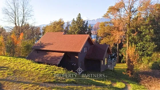 Linda Casa Orilla De Lago Calafquen - Arriendo Ver...