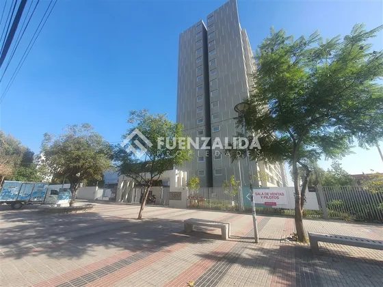 Departamento En Venta De 2 Dorm. En San Joaquín