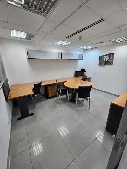 En Alquiler Hermosa Oficina En El Ccct. Solo Cliente Directo. (r.o)
