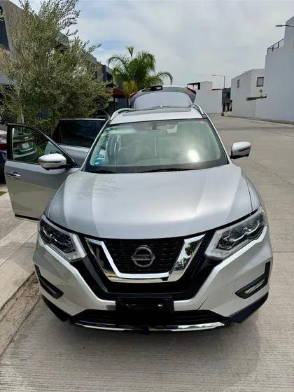Nissan X-trail 2.5 Exclusive 3 Row Cvt