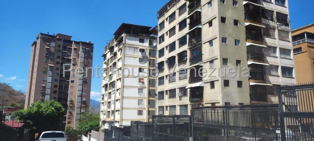 En Venta Apartamento En Santa Mónica 