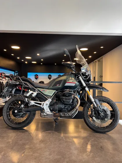 Moto Guzzi V85tt 2022 Usada Cardanica Italiana Accesorios