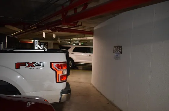 Estacionamiento En Venta Edificio De Oficinas