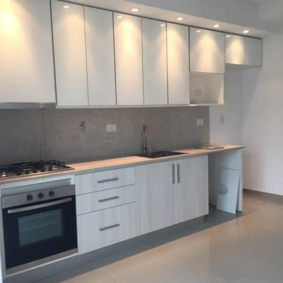 Venta Triplex 5amb C/2cocheras Y Jardin Apto Credito