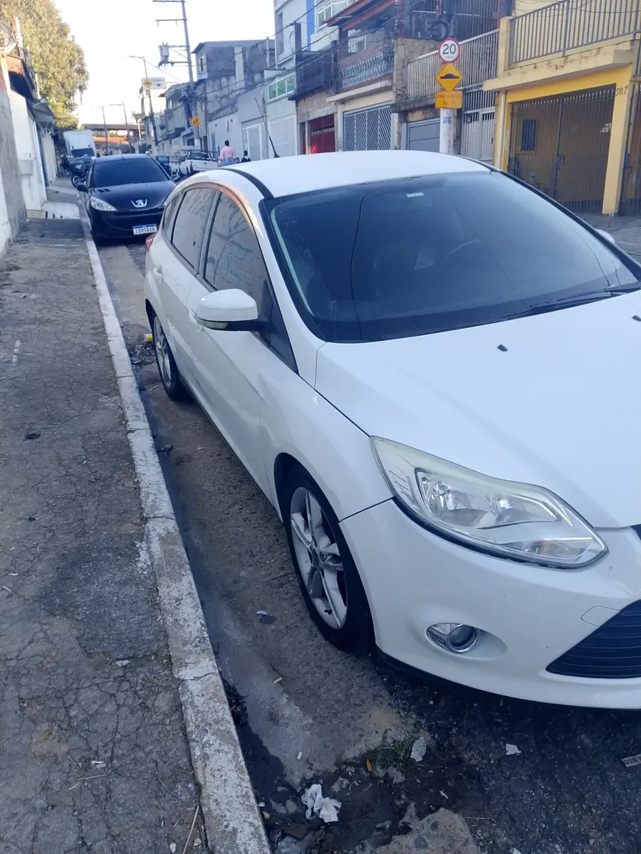 Ford Focus 2014 2.0 Se Flex Powershift 5p — foto 8
